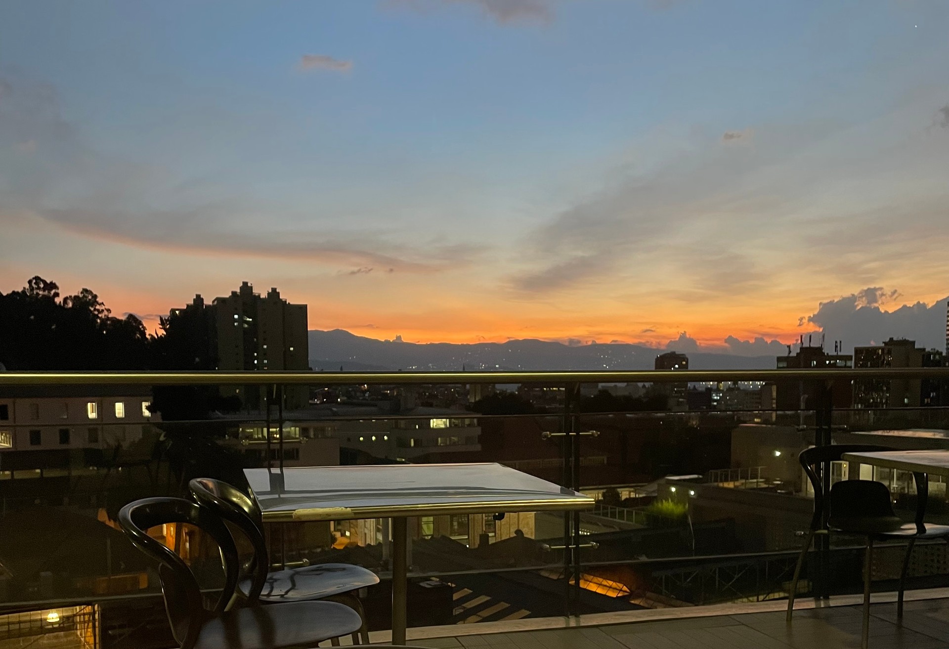 Atardecer Uniandes, Bogotá